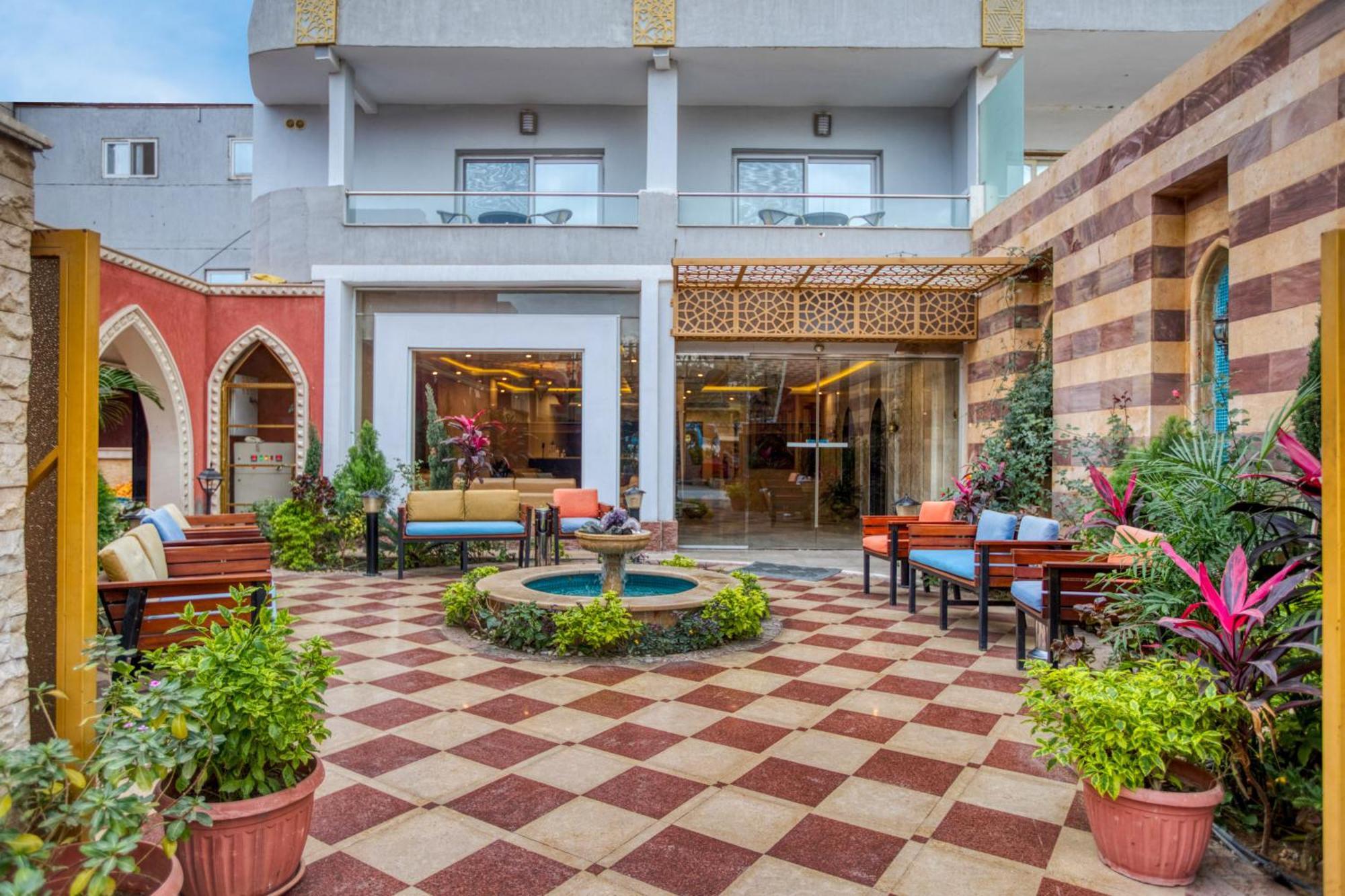 Mamlouk Pyramids Hotel Cairo Exterior foto